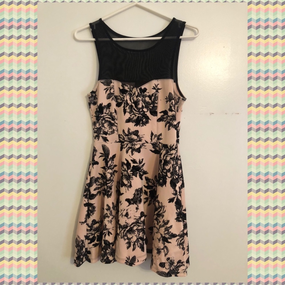Women’s Floral Printed Dress
